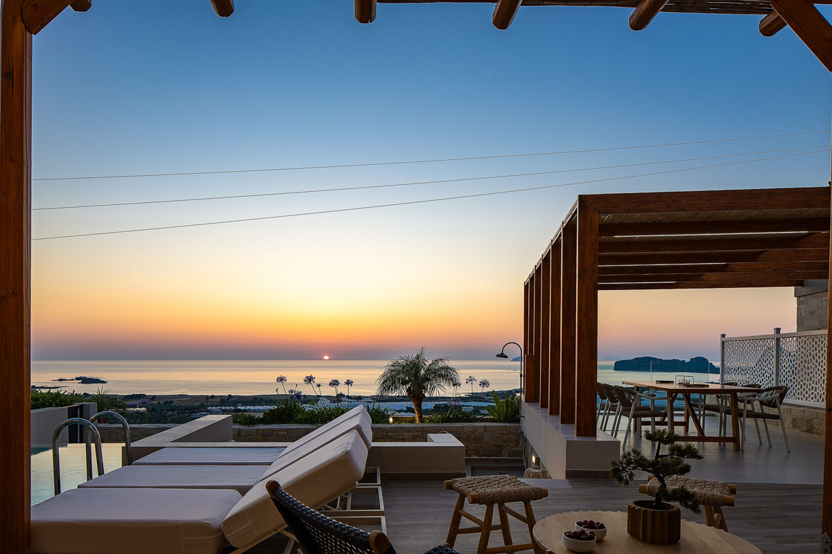Divine Villa King